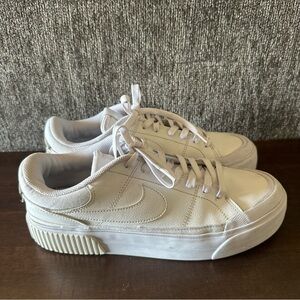 Nike Court Legacy Lift Women’s Size 10 Triple White Shoes DM7590-101 Platform